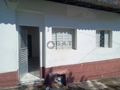 Casa com 2 Quartos para alugar, 50m² no Centro, Sorocaba