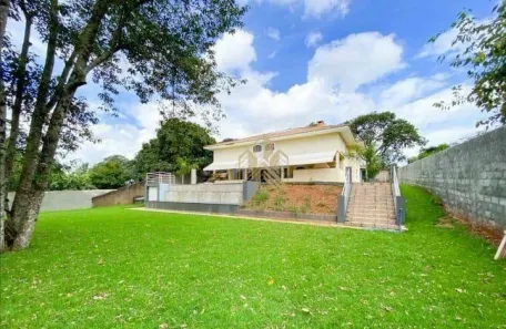 Fazenda/Sítio com 3 Quartos à venda, 240m² no Jardim Estância Brasil, Atibaia