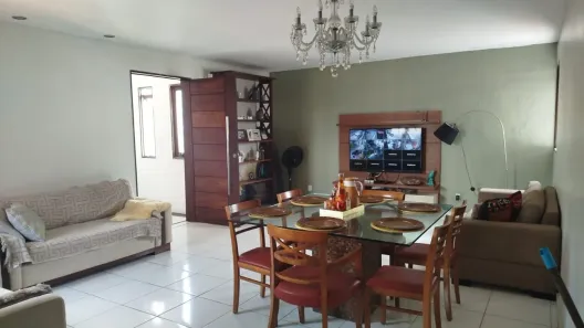 Casa com 5 Quartos à venda, 550m² no Antares, Maceió