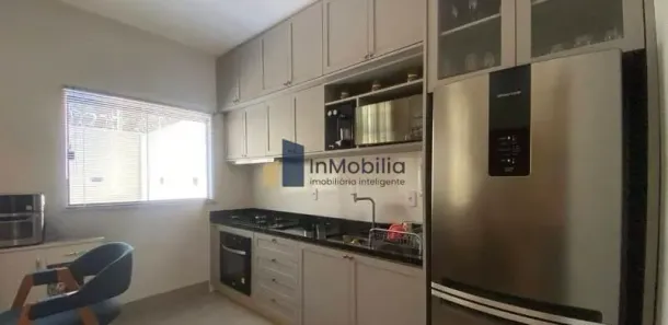 Casa com 3 Quartos à venda, 200m² no Jardim Itaipu, Goiânia