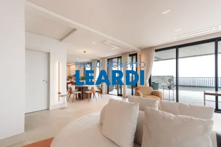 Apartamento com 3 Quartos à venda, 381m² no Sumarezinho, São Paulo