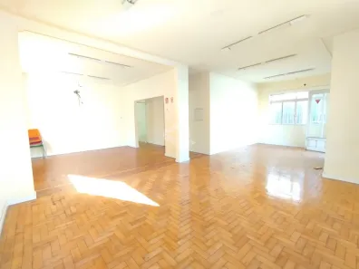 Imóvel Comercial à venda, 500m² no Petrópolis, Porto Alegre