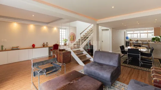 Casa com 4 Quartos à venda, 290m² no Chácara das Pedras, Porto Alegre