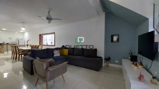 Casa com 3 Quartos à venda, 220m² no Jardim Esmeralda, Santa Bárbara D'Oeste