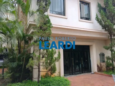 Ponto Comercial com 4 Quartos para venda ou aluguel, 1020m² no Pinheiros, São Paulo