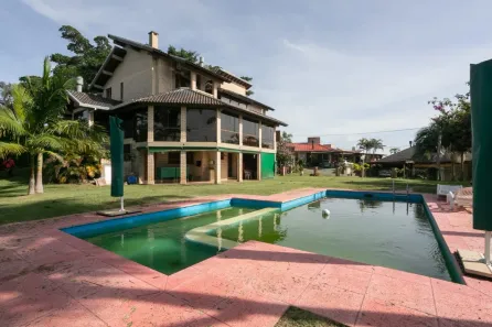 Casa de Condomínio com 6 Quartos à venda, 491m² no Elsa, Viamão