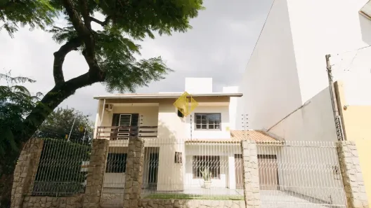 Sobrado com 3 Quartos à venda, 194m² no Coqueiral, Cascavel