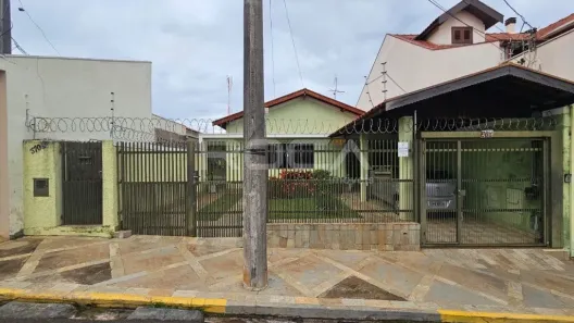 Casa com 3 Quartos à venda, 228m² no Vila Lutfalla, São Carlos