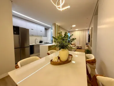 Apartamento com 2 Quartos à venda, 69m² no Coqueiros, Florianópolis