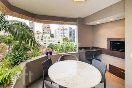 Apartamento com 3 Quartos à venda, 138m² no Rio Branco, Porto Alegre