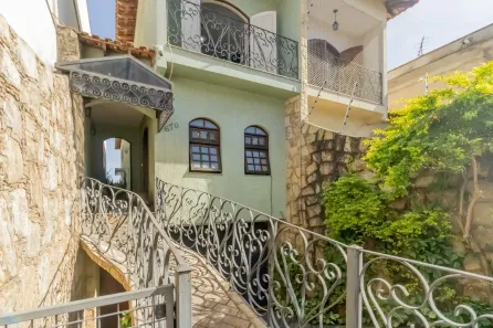 Sobrado com 4 Quartos à venda, 385m² no Vila Canero, São Paulo