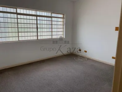 Sobrado com 3 Quartos à venda, 159m² no Jardim Vale Paraíso, São José dos Campos