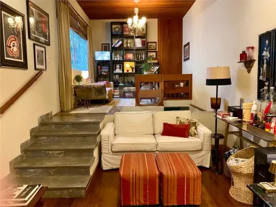 Casa com 3 Quartos para alugar, 144m² no Santa Cecília, São Paulo