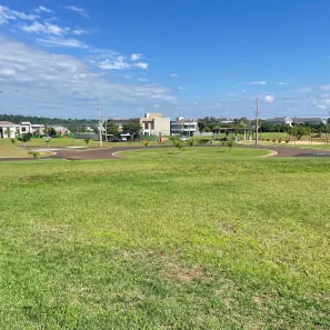 Lote/Terreno à venda, 450m² no Carimã, Foz do Iguaçu