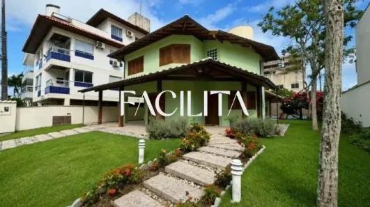 Casa com 4 Quartos para alugar, 250m² no Jurerê, Florianópolis