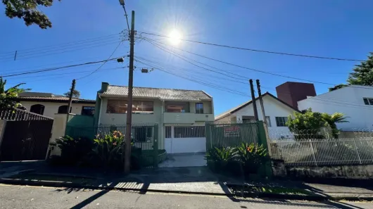 Casa com 2 Quartos à venda, 253m² no Vista Alegre, Curitiba
