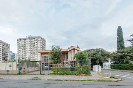 Casa com 5 Quartos à venda, 343m² no Centro, Canoas