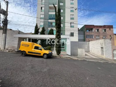 Apartamento com 2 Quartos para alugar, 77m² no Tabajaras, Uberlândia
