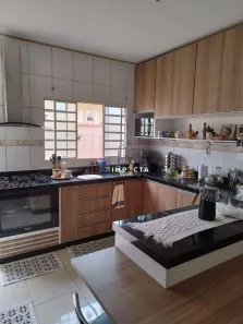 Casa com 3 Quartos à venda, 123m² no Jardim Paraíso, Pouso Alegre