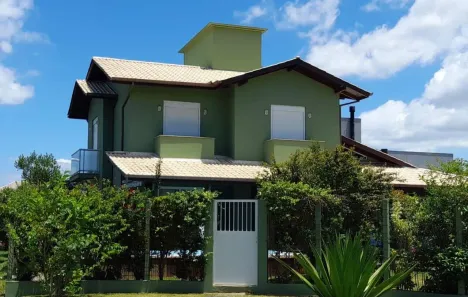 Casa com 4 Quartos à venda, 214m² no Campeche, Florianópolis
