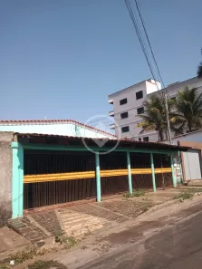 Casa com 3 Quartos à venda, 250m² no Setor Garavelo, Aparecida de Goiânia