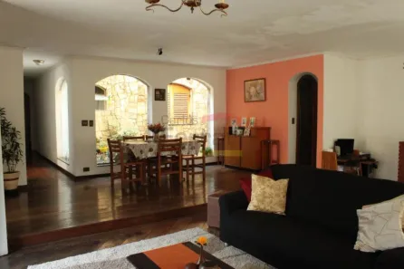 Sobrado com 4 Quartos à venda, 450m² no Horto Florestal, São Paulo