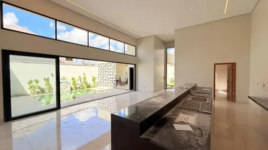 Casa com 4 Quartos à venda, 248m² no Jardim Atlântico, Goiânia