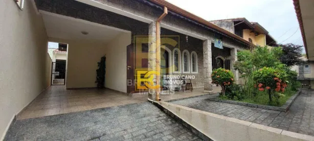 Casa com 3 Quartos à venda, 189m² no Balneário Stella Maris, Peruíbe