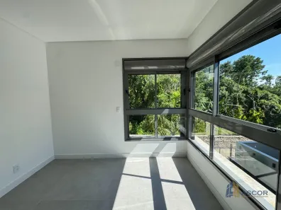 Apartamento com 3 Quartos à venda, 194m² no Cacupé, Florianópolis