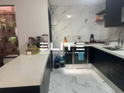 Sobrado com 2 Quartos à venda, 137m² no Vila Curuçá, Santo André