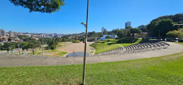 Casa com 5 Quartos à venda, 284m² no Cidade Satélite, Atibaia