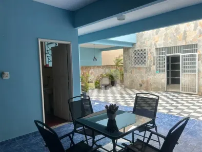 Casa com 3 Quartos à venda, 230m² no Olaria, Rio de Janeiro