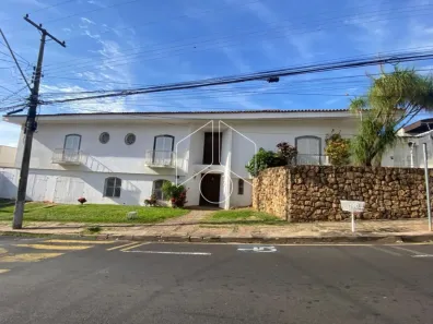Ponto Comercial para alugar, 554m² no Alto Cafezal, Marília