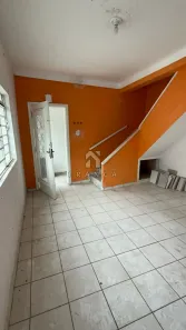 Casa com 2 Quartos para alugar, 65m² no Centro, Jacareí
