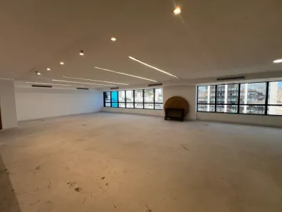 Ponto Comercial para alugar, 165m² no Copacabana, Rio de Janeiro