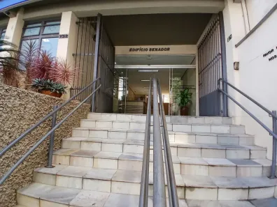 Sala Comercial para alugar, 64m² no Centro, Limeira