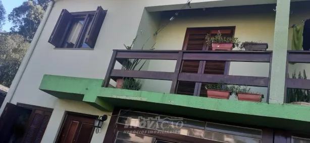 Sobrado com 3 Quartos à venda, 111m² no Charqueadas, Caxias do Sul