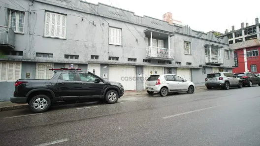 Casa com 2 Quartos para alugar, 103m² no Centro, Pelotas