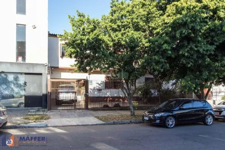 Casa com 4 Quartos à venda, 229m² no Cavalhada, Porto Alegre