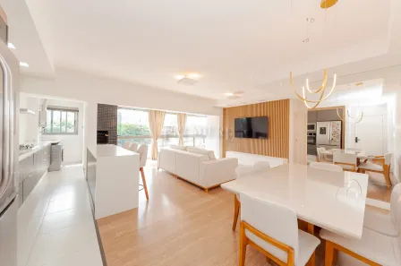 Apartamento com 2 Quartos à venda, 88m² no Centro, Curitiba