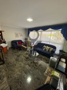 Casa com 4 Quartos à venda, 400m² no Jardim Estoril III, Bauru