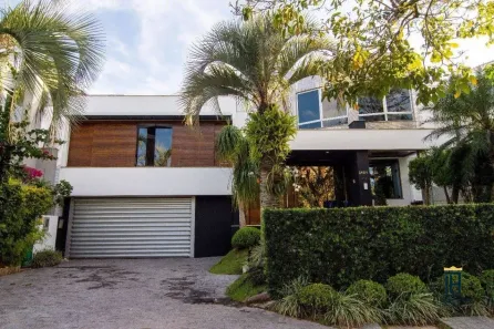 Casa com 5 Quartos para alugar, 450m² no Jurerê Internacional, Florianópolis
