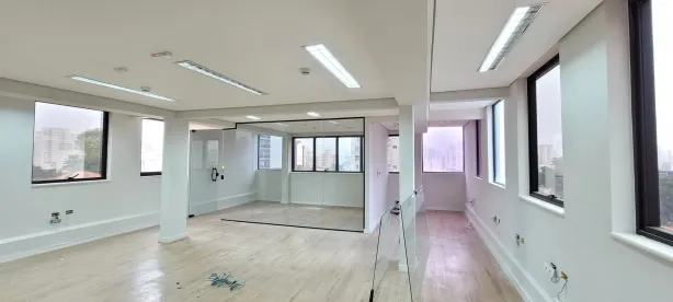 Prédio Comercial para alugar, 1000m² no Vila Mariana, São Paulo