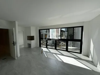Apartamento com 3 Quartos à venda, 110m² no Pioneiros, Balneário Camboriú