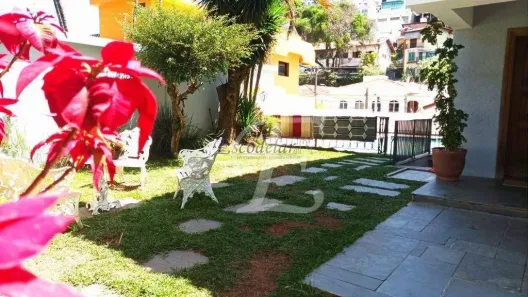 Sobrado com 5 Quartos para alugar, 500m² no Jardim Virginia Bianca, São Paulo