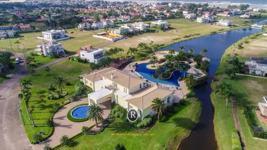 Lote/Terreno à venda, 480m² no Torres, Torres