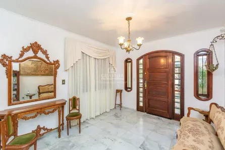 Casa com 4 Quartos para alugar, 173m² no Santa Cecília, Porto Alegre