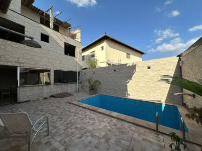 Casa com 4 Quartos à venda, 605m² no Itaipu (Barreiro), Belo Horizonte