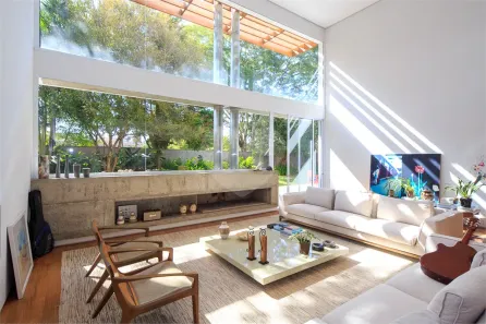 Sobrado com 5 Quartos à venda, 700m² no Jardim Cordeiro, São Paulo