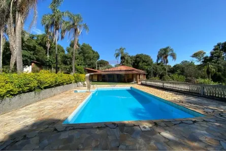 Fazenda/Sítio com 4 Quartos à venda, 300m² no Campo Novo, Bragança Paulista